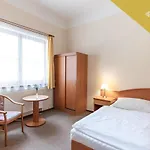 Otel Lanna